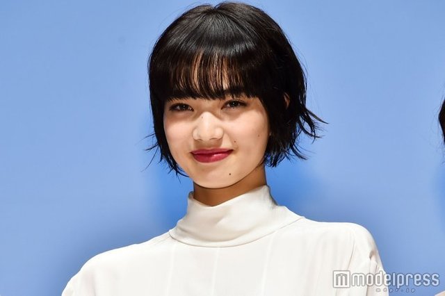 小松菜奈が幸福の科学の信者なのか インスタに投稿した内容は 監督ｎは誰か ｌｅｏのやじ馬日誌