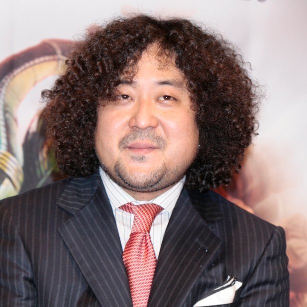 葉加瀬太郎の髪型の理由は元から髪質で 本名も結婚で変更した ｌｅｏのやじ馬日誌